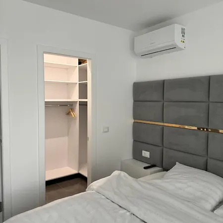 Bl Apartment Newly Built 30M From Beach Sarande Exterior photo
